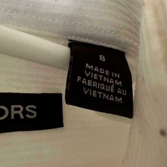 Michael Kors white long sleeve button down dress shirt size 8 (like new) - Picture 4 of 9